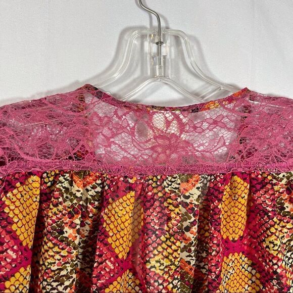 Anthropologie Fig and Flower Top - Picture 6 of 16